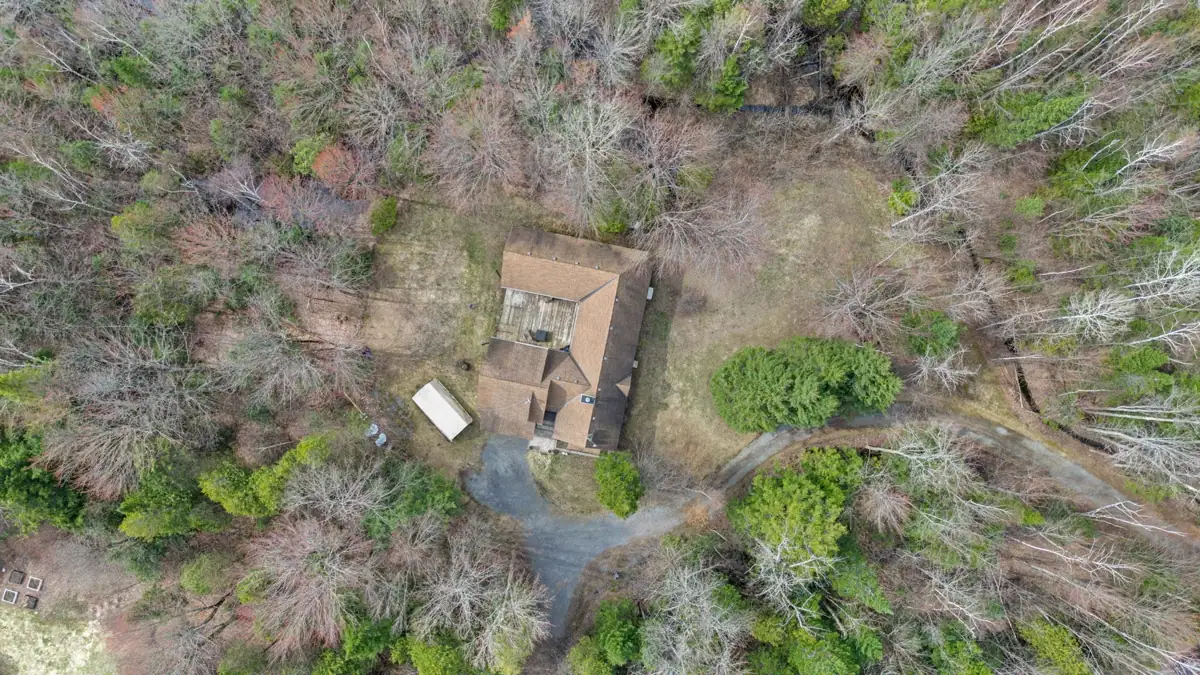7681 Settler's Way photo 4
