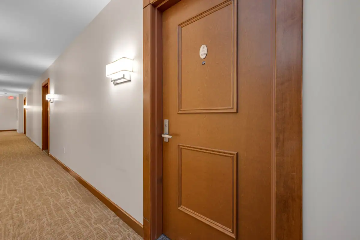 1003 195 Besserer Street photo 2