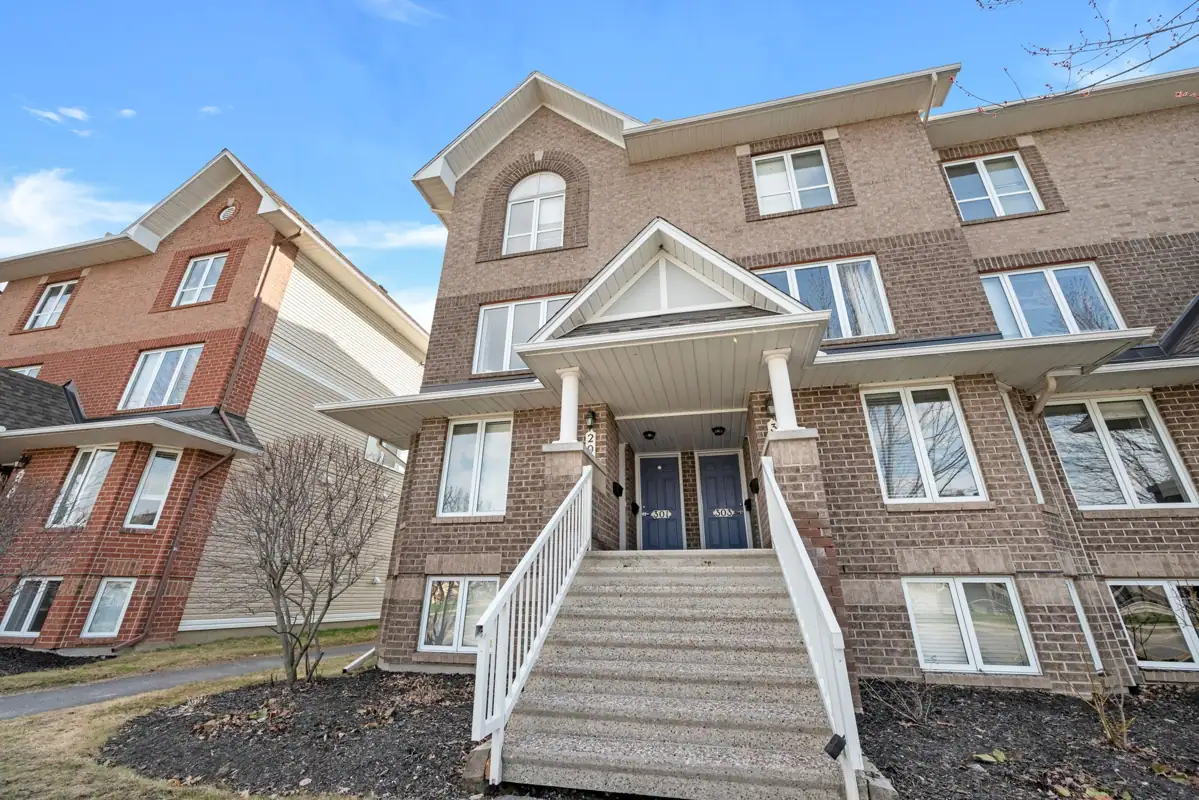 299 Aquaview Drive photo 2
