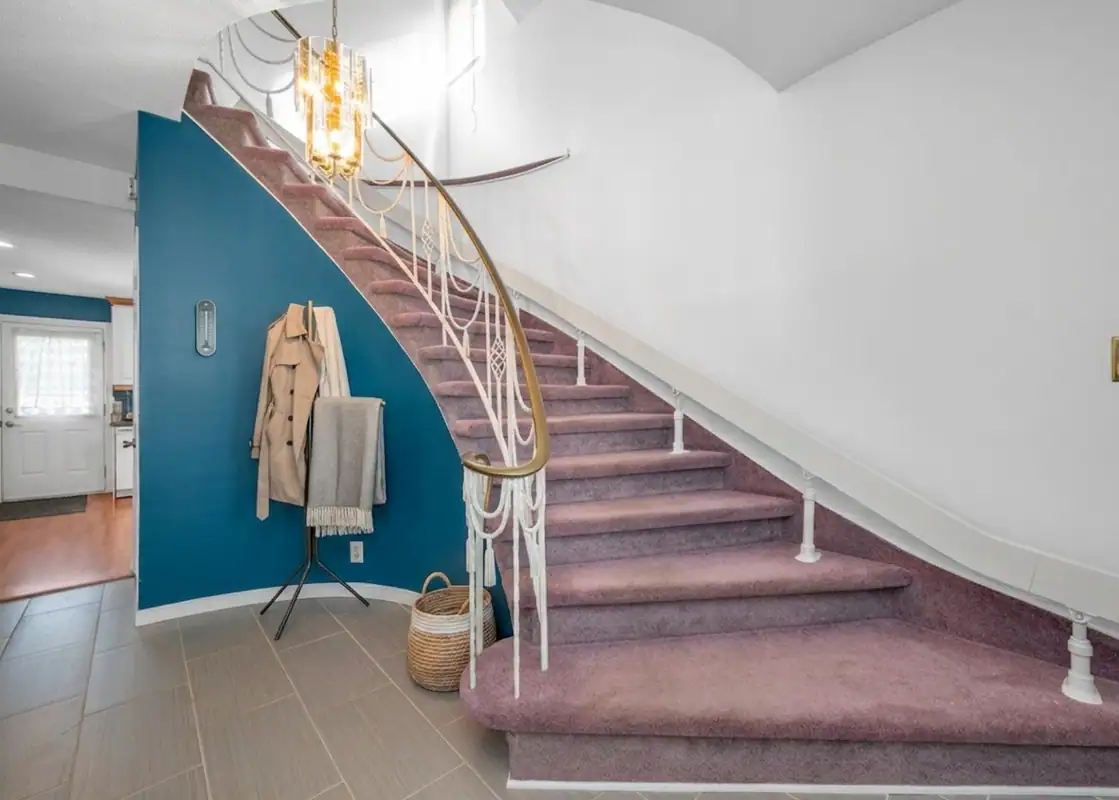 412 Montreal Road photo 3