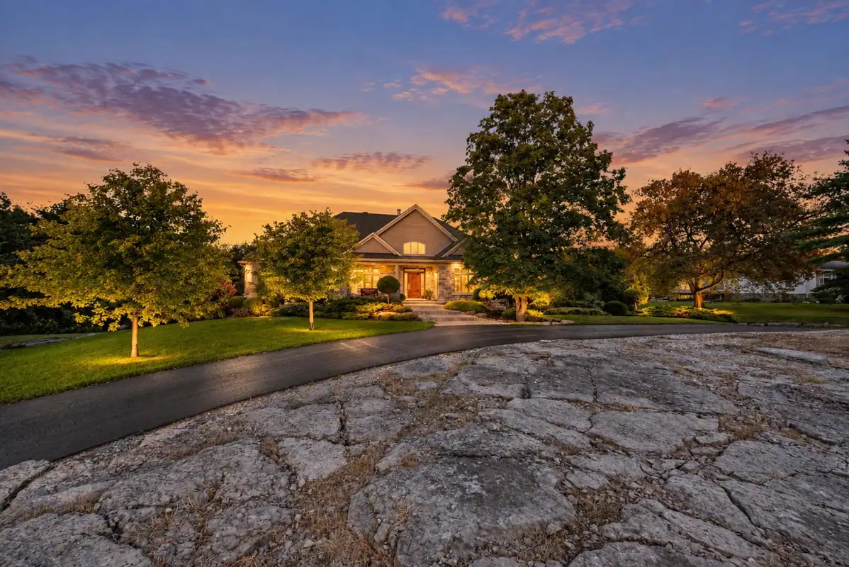 1565 Dunning Road, Cumberland