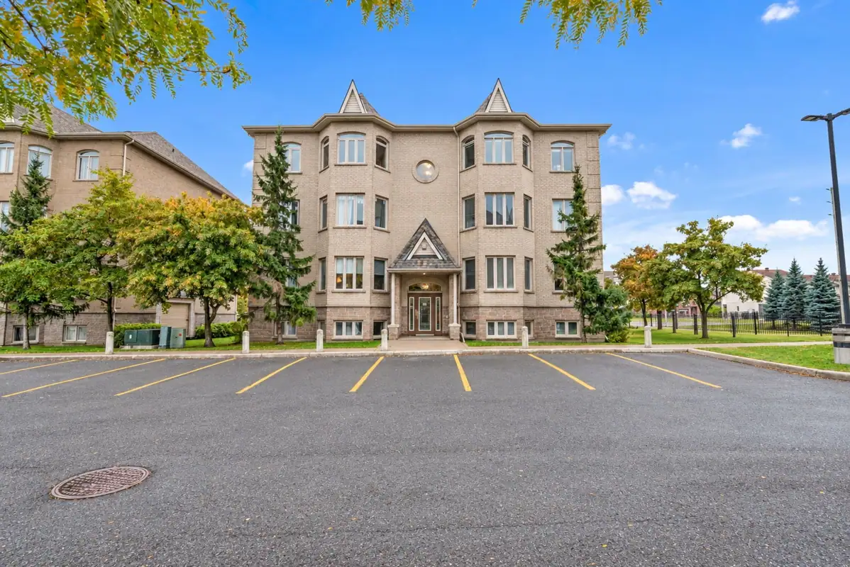 7 50 Briargate Private photo 2