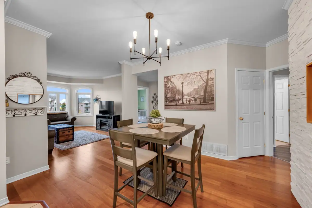 7 50 Briargate Private photo 3